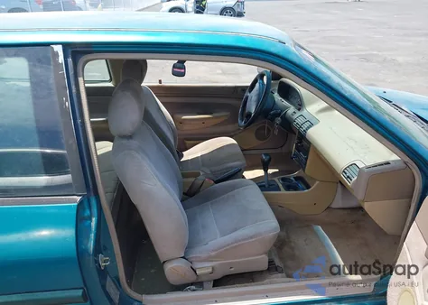 1994 Ford Escort Lx/Sport z USA, uszkodzony, nr VIN 1FARP11J7RW270259